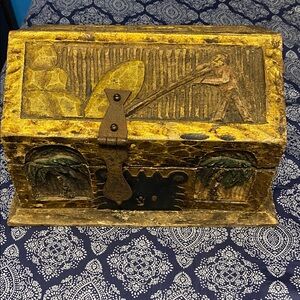 Florentia Handcrafted Wooden Chest Jewelry Box Handmade Palm Trees Rustic